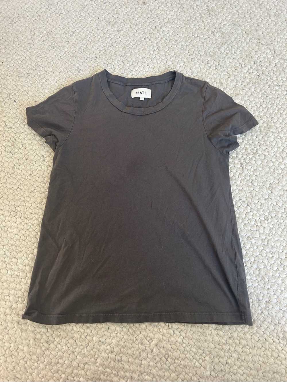 Mate the label charcoal grey tee small